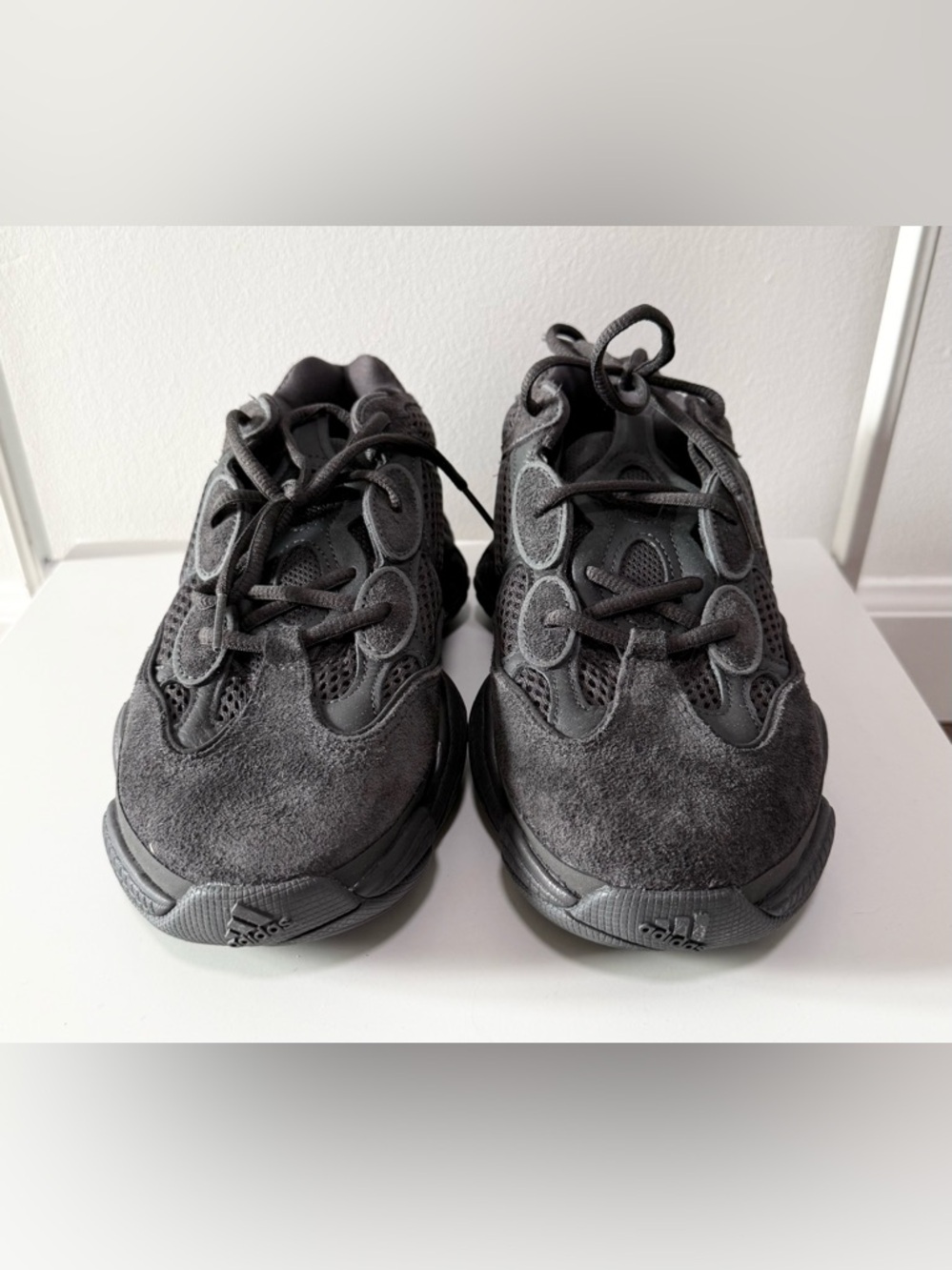 Yeezy Sneakers - Picture 3 of 6
